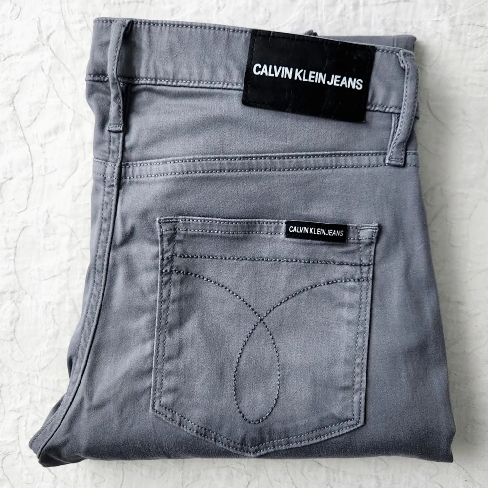 Calvin Klein Jeans Gray Ankle Skinny Lightweight Pants With Stretch, Size 4
